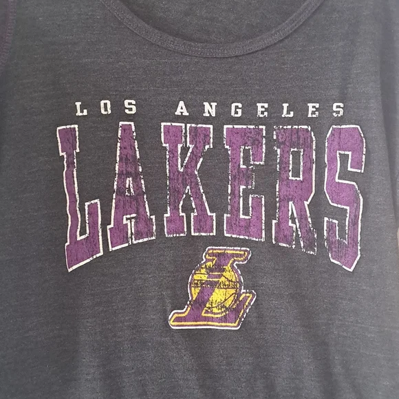 NBA Los Angeles Lakers Longsleeved Shirt size Medium - Picture 2 of 5